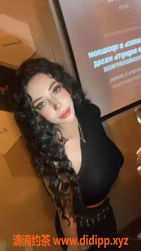 长沙楼凤资源信息,雨花区21岁乌克兰洋妞，身高170，热情国际外模服务