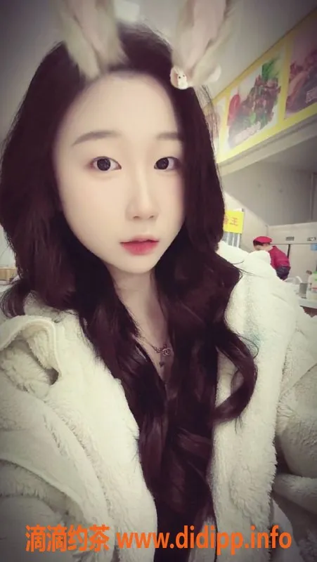 杭州上门服务-余杭区Baby兔兔，160cm嫩妹，600p上门随时服务