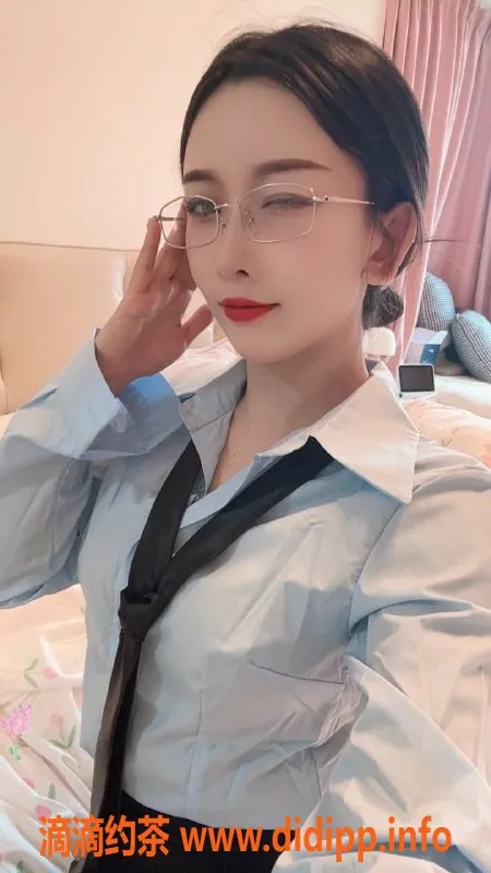 广州楼凤-越秀御姐李小姨，8P鸳鸯浴服务体验