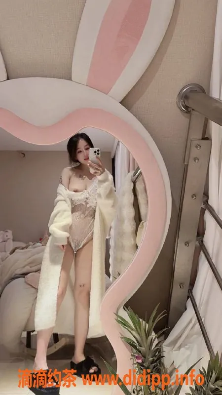 杭州楼凤-拱墅区妮妮：26岁 38D胸围，服务好只需800元