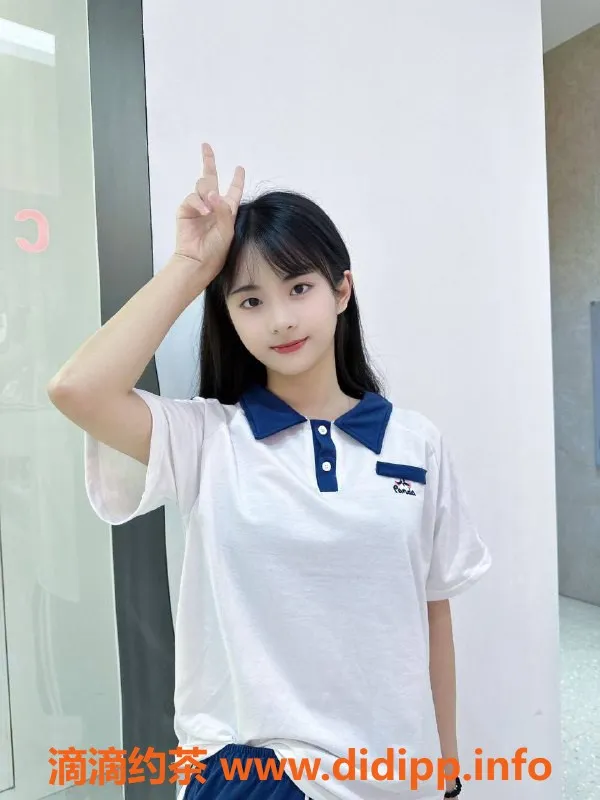 深圳楼凤资源信息,龙华小柠檬，1300元畅享超赞服务