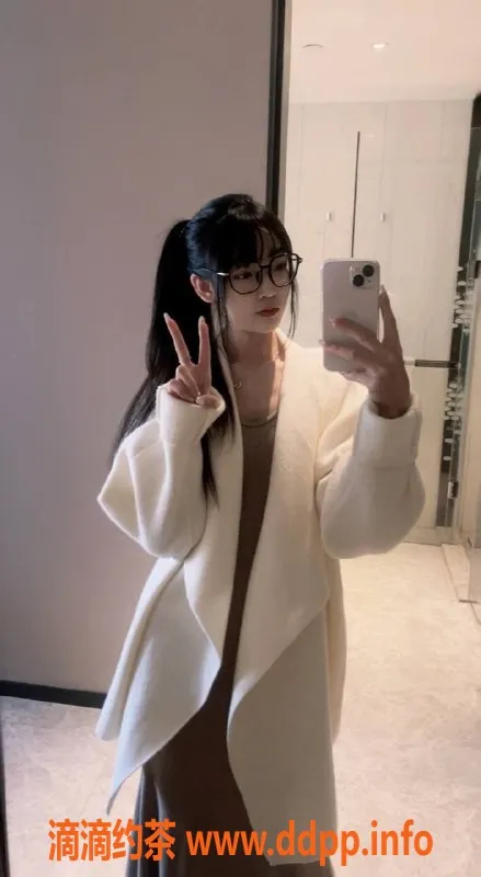 重庆楼凤-7柠-优质服务，价格实惠，热情主动