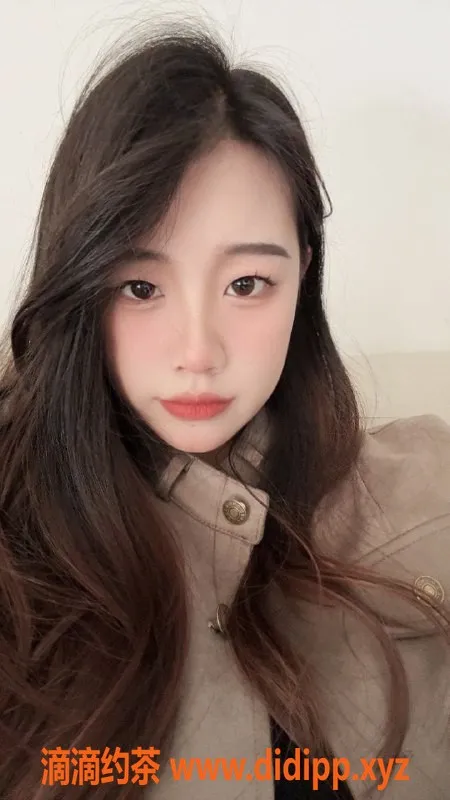 成都楼凤-成都成华区幼辞21岁丰腴嫩妹，服务超赞