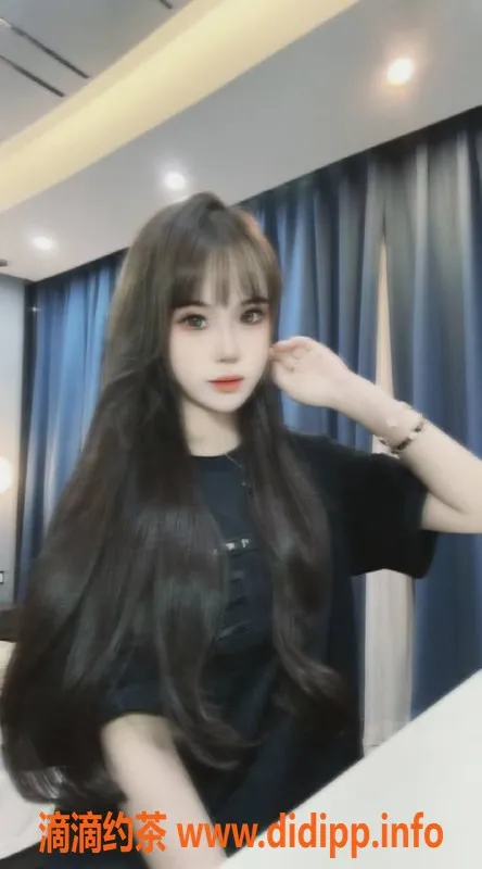 成都楼凤-成华区莹莹，御姐态度车，课时费8p