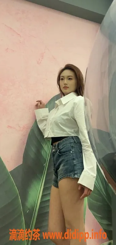 广州楼凤资源信息,海珠精灵，舌吻69p服务，700p视频验证！