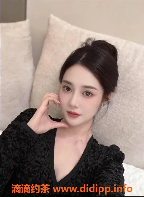 南京楼凤-江宁区倪妮，24岁御姐，身高164，800P起