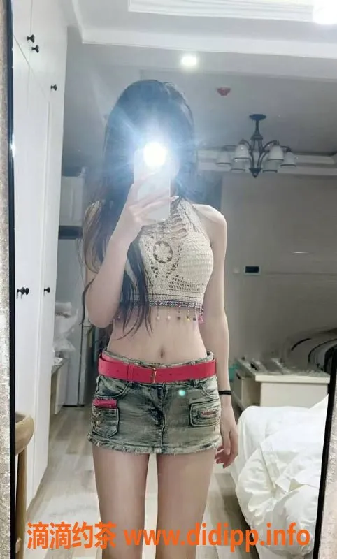 长沙楼凤资源信息,雨花区玲珑，19岁162cm，700起服务