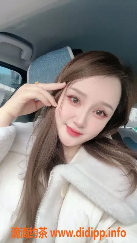 成都上门服务-火车南站少妇葡萄，性价比高，服务超棒！