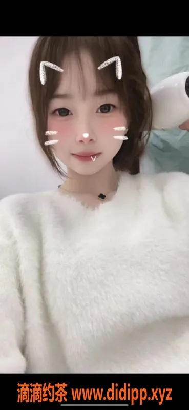 成都楼凤资源信息,成都月季，15岁娇小嫩妹，600元服务