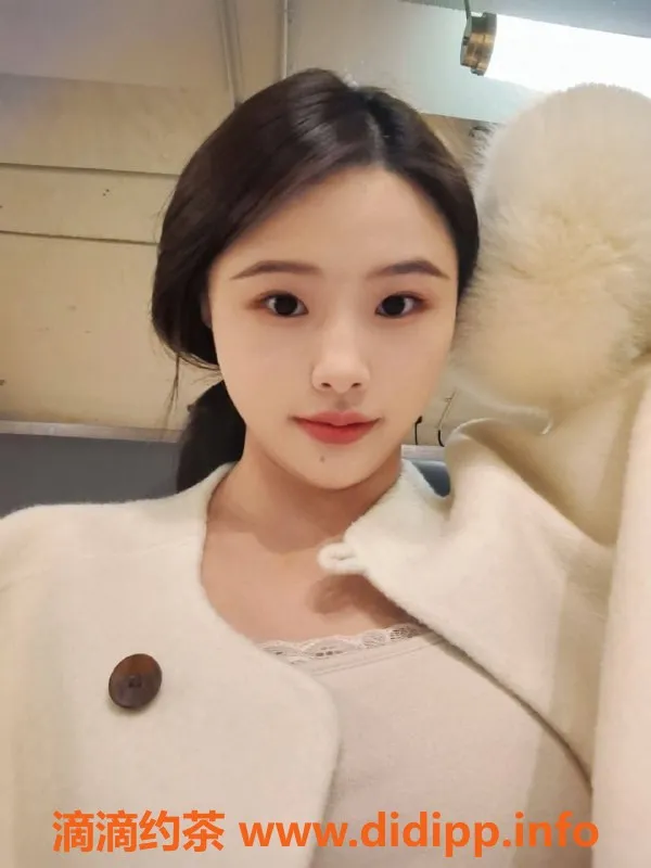 宁波上门服务-兔兔 1.65米 A罩杯 陪洗无套服务
