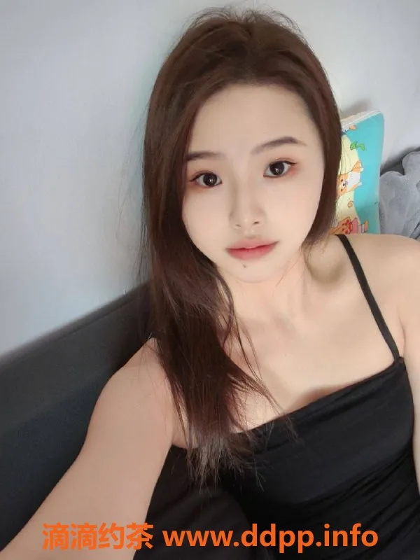 宁波上门服务-兔兔 1.65米 A罩杯 陪洗无套服务