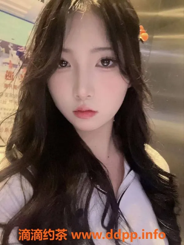 成都上门服务-思琪（003红牌）上门服务，颜值超高 8p起