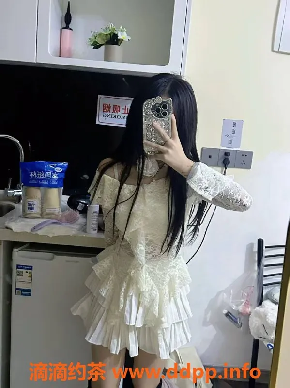 广州楼凤-天河梅花园柒柒，60分钟只需600元