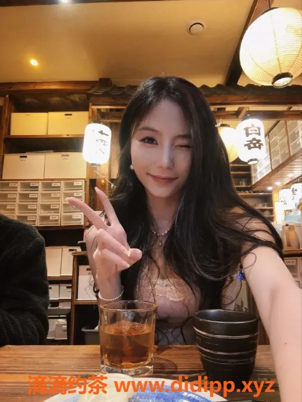 广州楼凤-天河许纯美：大胸御姐，7P鸳鸯浴等你体验！