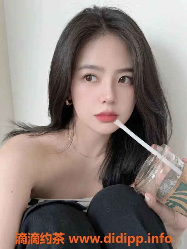 广州楼凤-海珠御姐小莱，7P鸳鸯浴享受大胸服务