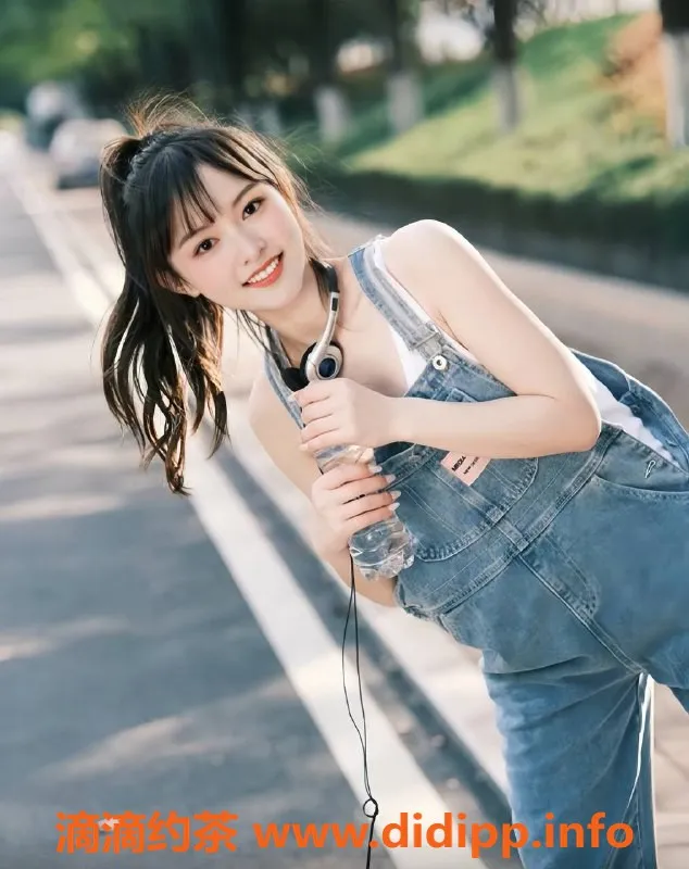 上海楼凤-普陀瑜伽小碗，身高160，26岁，胸围36D