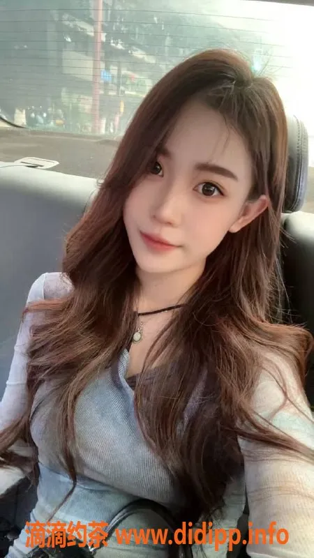 厦门楼凤-湖里嫩妹欣欣，22岁天然大胸陪浴按摩