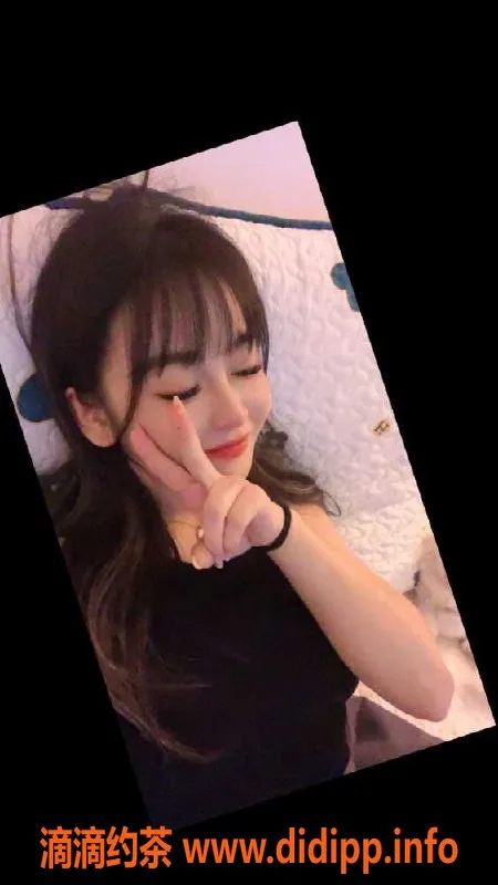 深圳楼凤-深圳罗湖笑笑 25岁 身高160CM 价格500元起