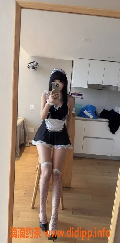 杭州楼凤资源信息,上城区小鹿，特惠价P800等你来拍！