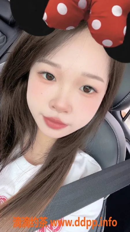 广州楼凤-天河嫩妹萌萌，服务仅需600元！