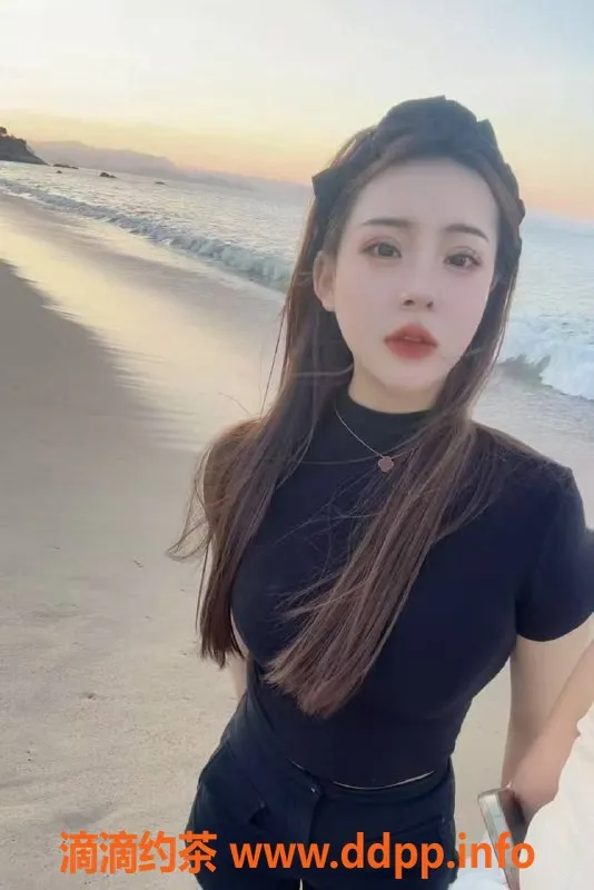 长沙楼凤资源信息,岳麓区金贝儿，165cm C+胸，23岁，陪浴服务