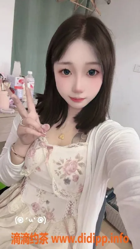 广州楼凤-天河小怪怪，8P嫩妹大胸服务！