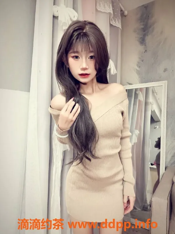 成都楼凤-成华区玲玲，160cm白虎少女，甜美亲密体验