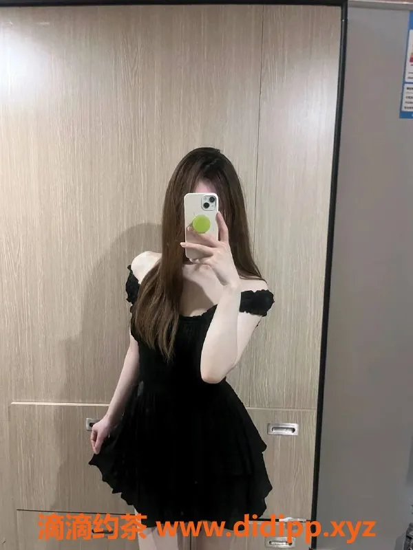 郑州楼凤资源信息,郑州姗姗，身材火辣，服务超赞