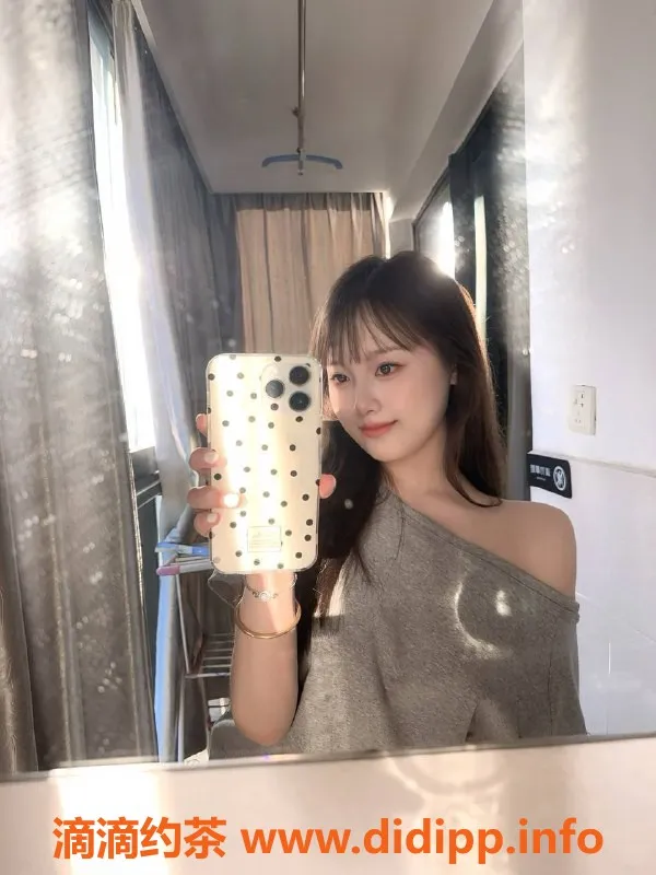 武汉楼凤-洪山区甜酒妹子，500p享受服务