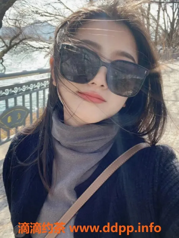 广州楼凤-越秀兜兜优质服务，课费低至600p