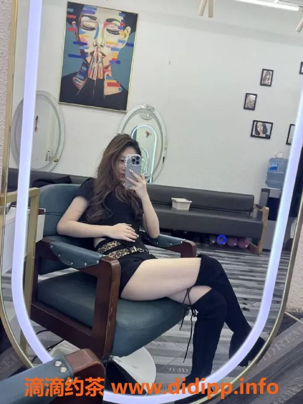 成都楼凤资源信息,成华区嫩妹苏酥，大奶代聊服务，仅6p起！