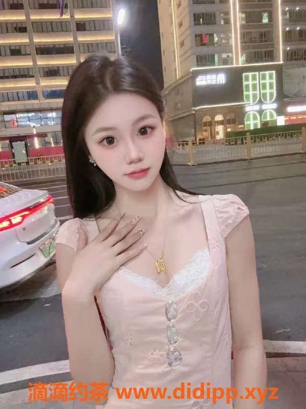 广州楼凤资源信息,广州白云小鱼嫩妹，1000起服务