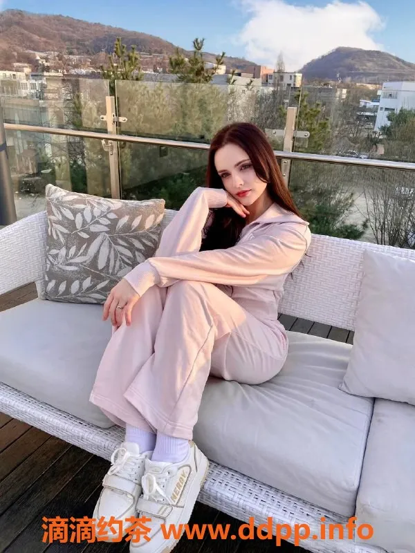 杭州楼凤资源信息,上城区尤利娅：22岁美腿169cm：1200元提供多项服务