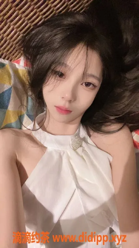 广州楼凤-天河小豆包，嫩妹大长腿，7P鸳鸯浴