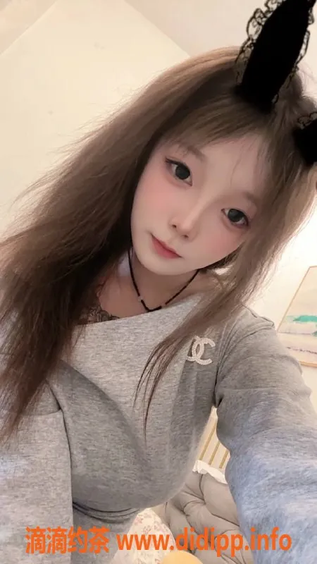 广州楼凤-天河嫩妹小雅，体验鸳鸯浴乐趣