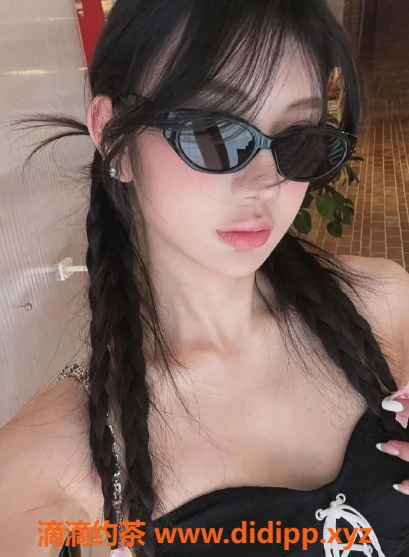 杭州上门服务资源信息,滨江21岁巴西混血D杯美女，身高172，超火辣服务！