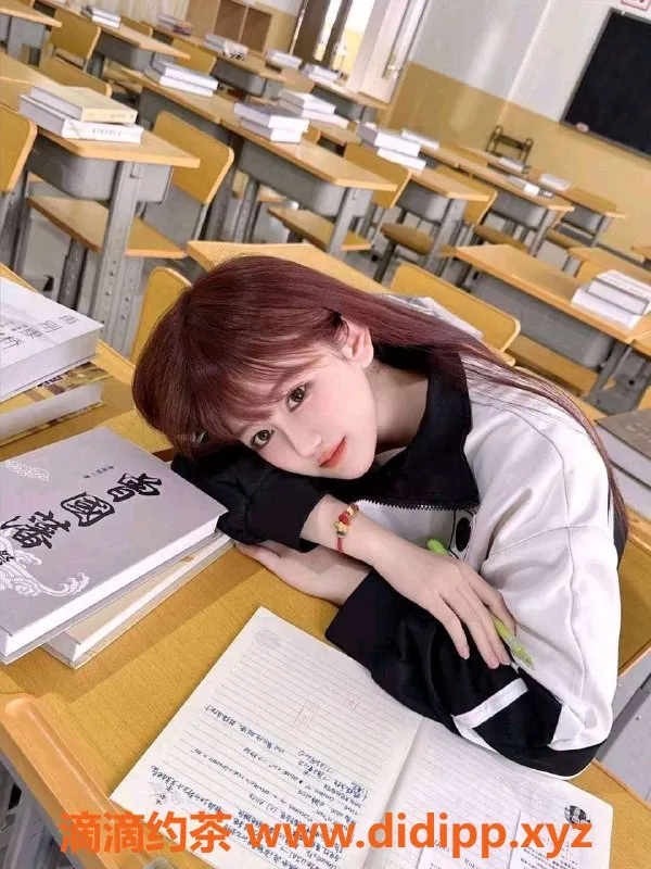 北京楼凤-朝阳区小悦悦，极品双阴，1700起步！