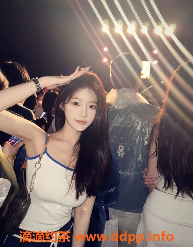 杭州楼凤-清纯妹菜菜（20岁，168cm，34C）杭州开课