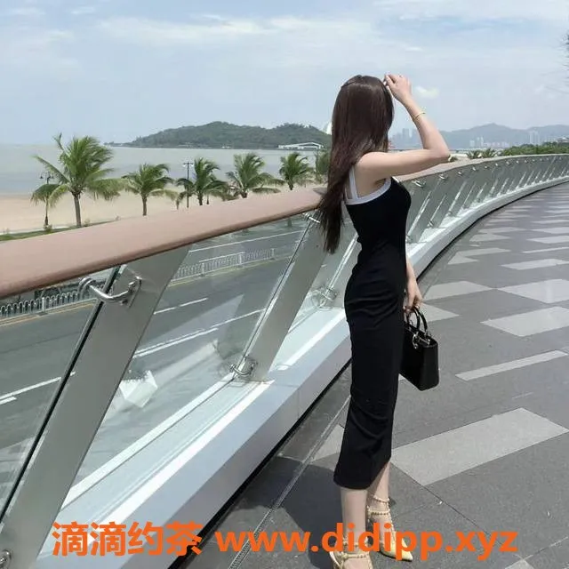 广州楼凤-佛山英子：8P御姐鸳鸯浴，身材火辣