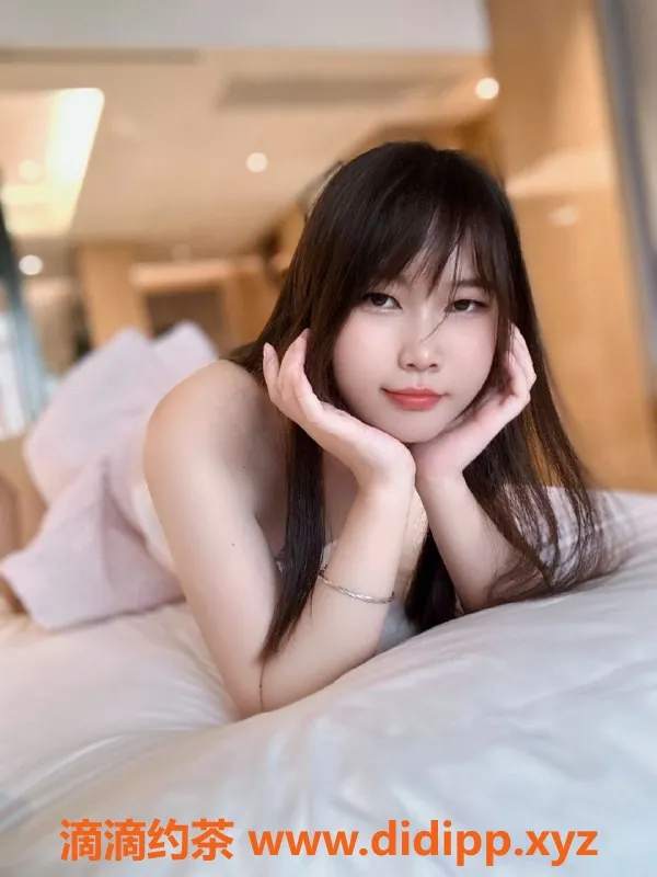 广州楼凤-天河嫩妹小爱，性价比超高的舌吻与鸳鸯浴