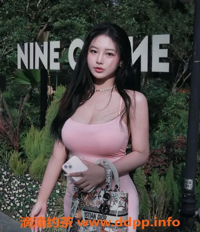 杭州上门服务-滨江F杯美女 18岁163cm 47kg 预约优质服务