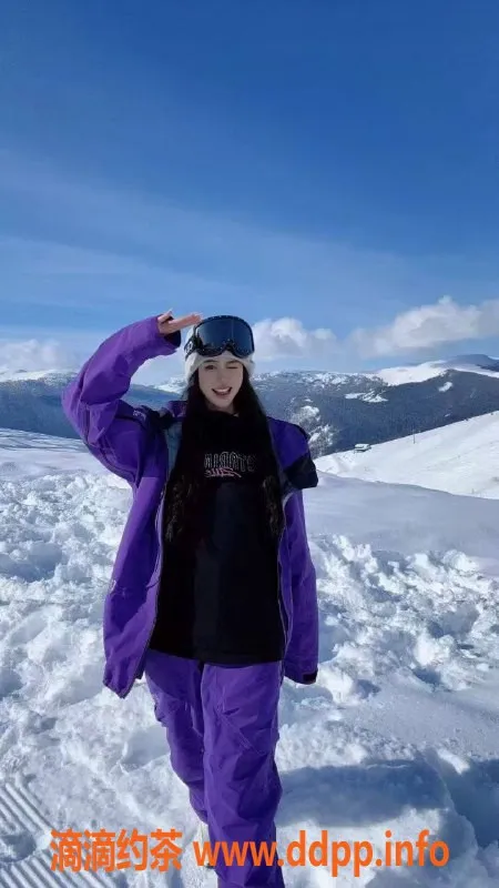 成都楼凤-桐梓林柔雪儿，170cm大长腿御姐服务