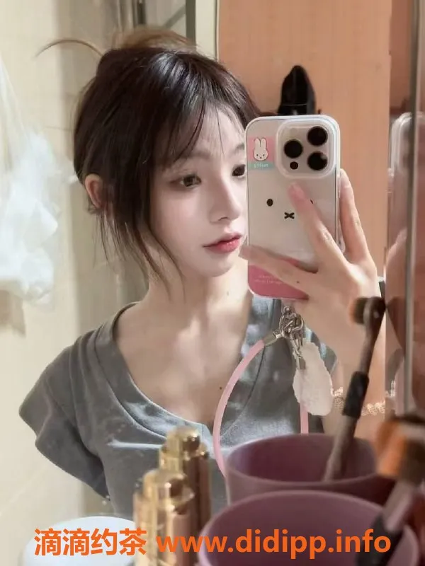 昆明女仆店-昆明心动MMK女仆联盟 价格399起 高颜值00后嫩妹