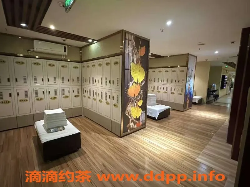 广州楼凤-广州白云优质95后按摩套餐，618起588元