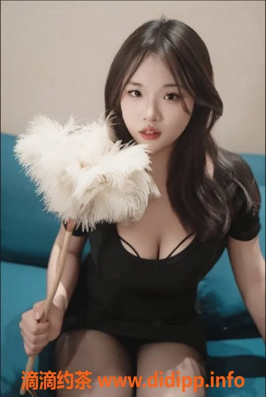 成都楼凤-高新区嫩妹甜甜，7p大奶优惠服务等你来享！