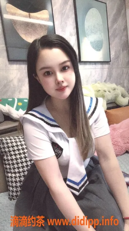 厦门楼凤-湖里小婷，高挑大胸少妇，初来厦门只需69