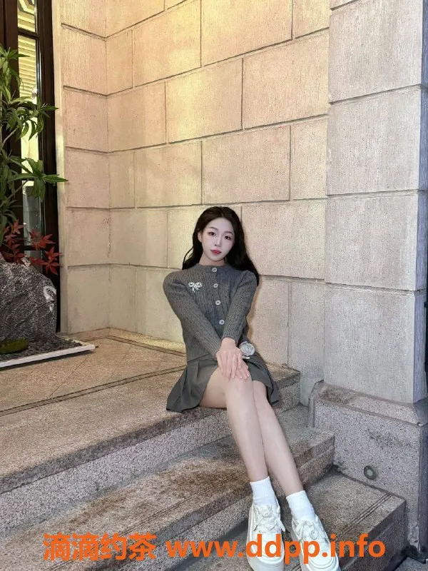 上海楼凤-静安小鹿，160cm，D罩杯，1500元起