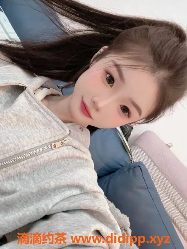 东莞楼凤-南城小瑾，700元体验精致服务