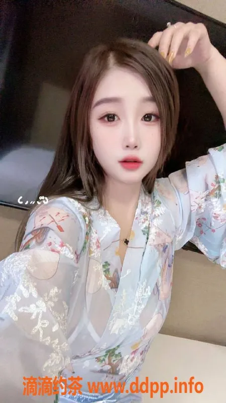 广州楼凤资源信息,天河苏沫，600元课费，私聊预约