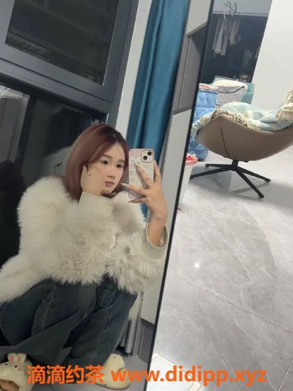 广州楼凤-天河草莓，500元优质服务，与你相约！